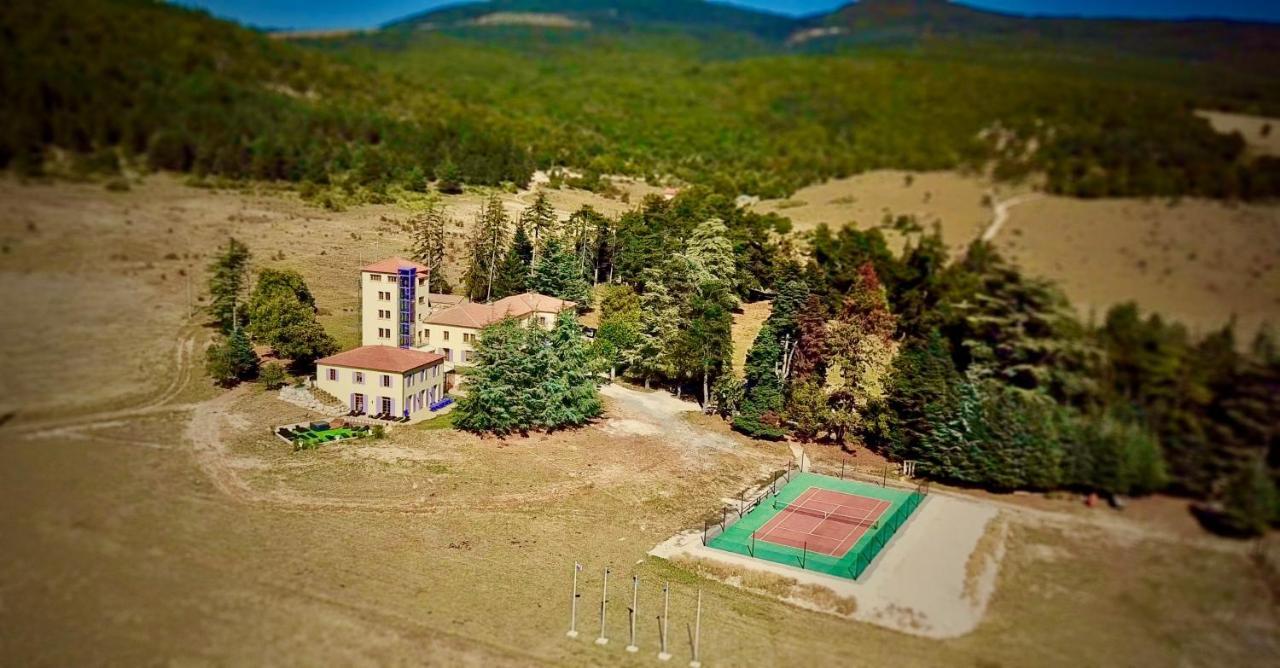 Chateau Ferrassieres ภายนอก รูปภาพ
